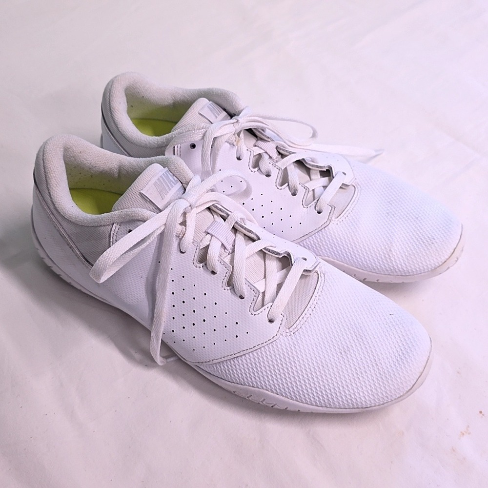 Nike Cheer Sideline IV Women Size 9 White Training Shoes 943790-100